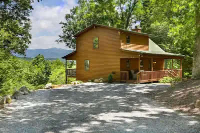 Image de Cozy Mountain View Chalet