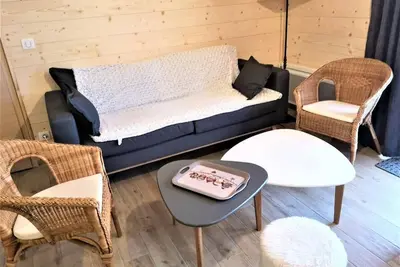 Image de Vue montagne, piscine, sauna, balcon, parking, télévision, casier à ski, 70m², La Joue du Loup