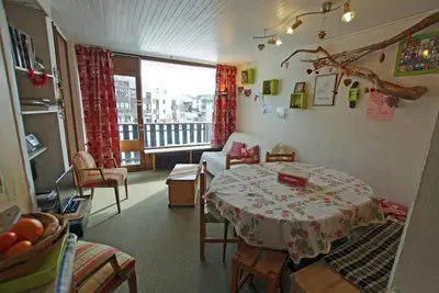 Image de 2ème étage, balcon, télévision, casier à ski, 36m², Tignes