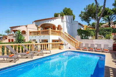 Image de Villa Naranja Blanca by Villa Plus