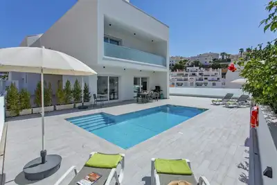 Image de Villa Dona Julia by Villa Plus