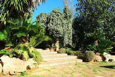 Image de Spacious villa surrounded by greenery, ideal for groups(Numerous all inclusive services)