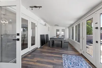 Ultimate Family Playhouse! Heated Pool Hot Tub Golf Bocce Game Room
