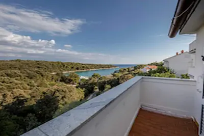 Image de Apartments & Rooms Green Bay - Two Bedroom Apartment with Balcony and Sea View (App 7)