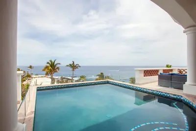 Image de Casa Las Vistas, Luxurious Villa with an Ocean & Arch View