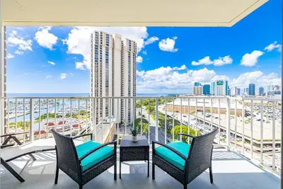 Image de Cozy 2-Bedroom Next to Ala Moana Beach & Mall! ! !