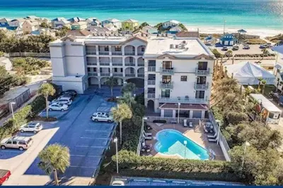 Image de Even Keel- 3 bed/2. 5 bath condo with Gulf Views