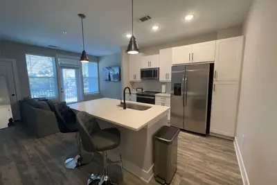 Image de Modern Relaxing Condo overlooking Downtown Atlanta