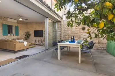 Image de Casa La Limonera. Townhouse with pool for up to 6 persons in Santanyi