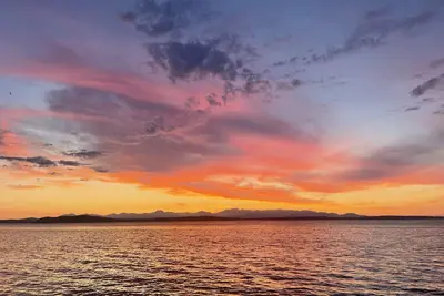 Image de Alki Beach House right on the Puget Sound in Seattle, Wa