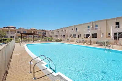 Image de Appartement en duplex \"Amuley Mar\", avec terrasse privée, piscine et Wi-Fi