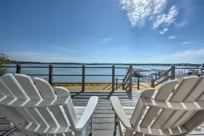 Image de Modern Cedar Creek Lake Retreat w/ Panoramic View!