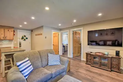 Image de Gilford Escape w/ Boat Slip on Sanders Bay!