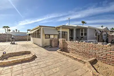 Image de Cozy Yuma Retreat w/ Furnished Patio & Grill!
