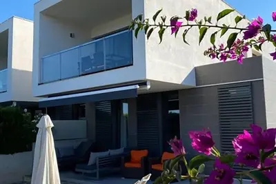 Image de Luxury chalet, for 6 people, close to the beach, 155m² in Cala Mandia