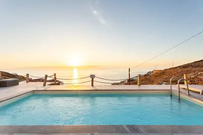Image de Live in Blue - Cobalt Private Pool & Magic Views