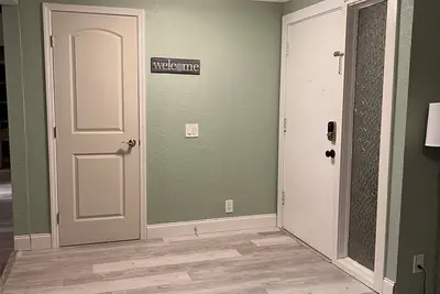 Image de Pool Home close to Irb and Walsingham Park