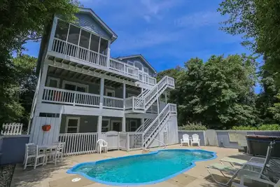 6 Br Oceanside home with Private Pool & lots of Community Amenities