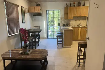 Image de Serene & Modern Suburban Apt in Eastern Nassau