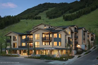 Image de Luxury condo on Snow King Mountain near Town Square