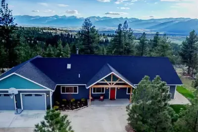 Image de Entire Home with 180 degree Mountain Views of the Bitterroot