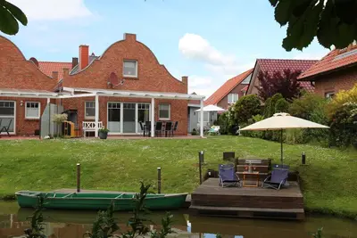 Image de Grachtenkate - Fantastic vacation home right on the water