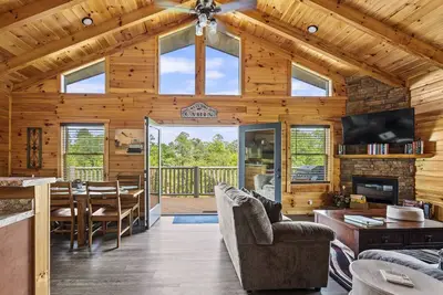Image de Firefly Bluff Smoky Mountain 4 Bedroom Cabin