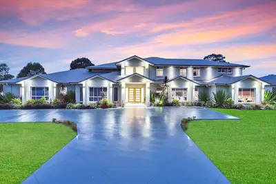 Image de Luxury Home in a Golf Estate