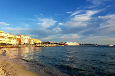 Image de En plein coeur de  L' Île Rousse! a 200 m de la plage