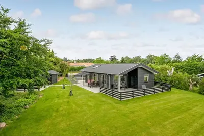 Image de Belle maison à Frederiksværk avec WiFi