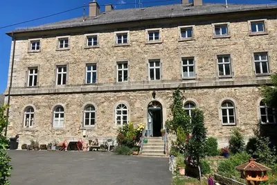 Image de Living in a stately home from 1848 in the Fichtelgebirge