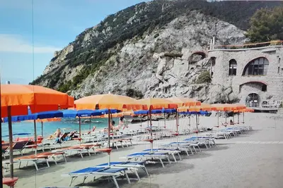 Image de Fegina 2Splitted Flats 7guests 3 Bedrooms
