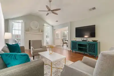 Image de Perfect Flower Mound location-  Updated 3 Br- Free Ev Charging!