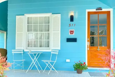 Image de 1886 Charming Cassat Cottage in Cape Charles, Va