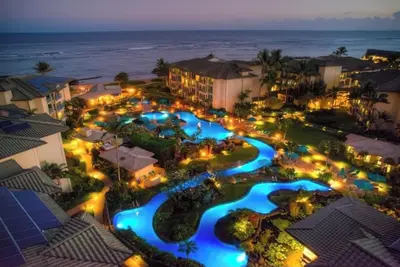 Image de Condo de luxe dans un complexe Cinq ÉTOILES en front de mer