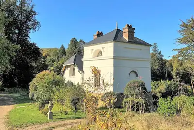 Image de Maison chaleureuse Ă .