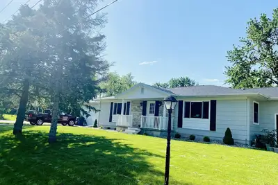 Image de Private Eaa duplex for rent - 15 min from the Airventure site!