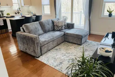 Image de Brand new! Lovely apartment-Vineyard Haven