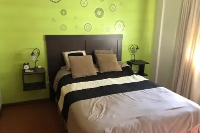 Image de Palermo well connected to subways