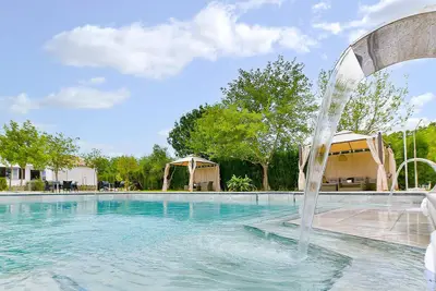 Image de Belle maison à El Coronil avec WiFi