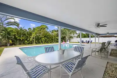Image de Clean Home Large Heated-Pool - 3/2 +Ofc/den - 3 Miles to Beach \"Jupiter Escape\"