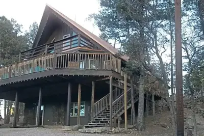 Image de 5 star views, close to town yet secluded