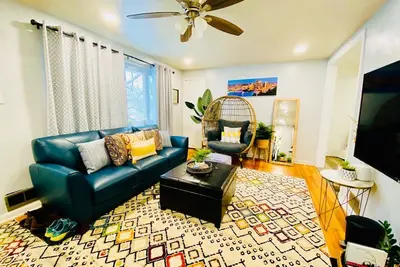 Image de Your Lovely Home in Pittsburgh w/King Beds/Free Parking