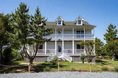 Image de 206 Massachusetts - Newly Listed! Renovated in 2022. Amazing location! !