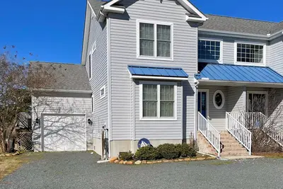 Image de Misty Sails - Lovely  spacious 3br duplex, community pool. No Linens Provided