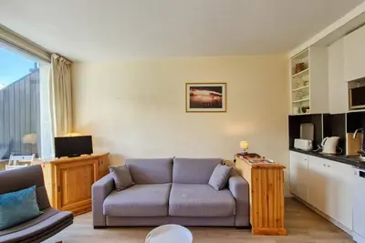 Image de 100m des commerces, 6ème étage, vue pistes de ski, balcon, télévision, casier à ski, 24m², Flaine