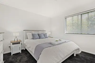 Image de The Black Door Bright, Victoria