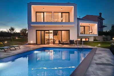 Image de New 2022 - luxurious Villa Ante, with private pool and sauna