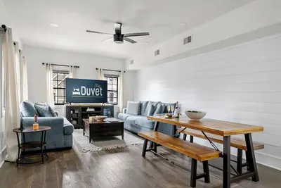 Image de The West Grand | Luxurious Design | Pet Friendly