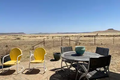 Image de Judy's Line Shack. . . Super cute house with a fabulous back porch view!